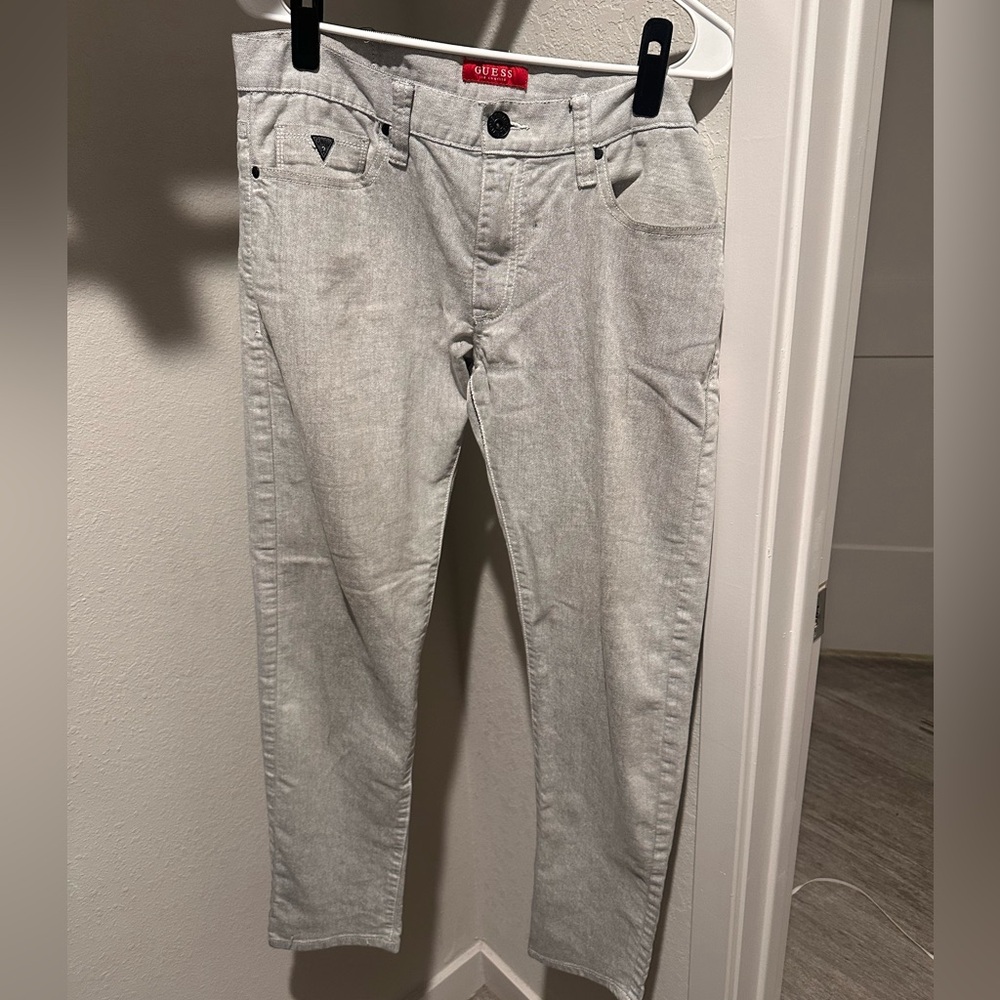 GUESS Men's Light Gray Slim Jeans